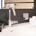 Nhi By Wmm Neuhaus am Inn